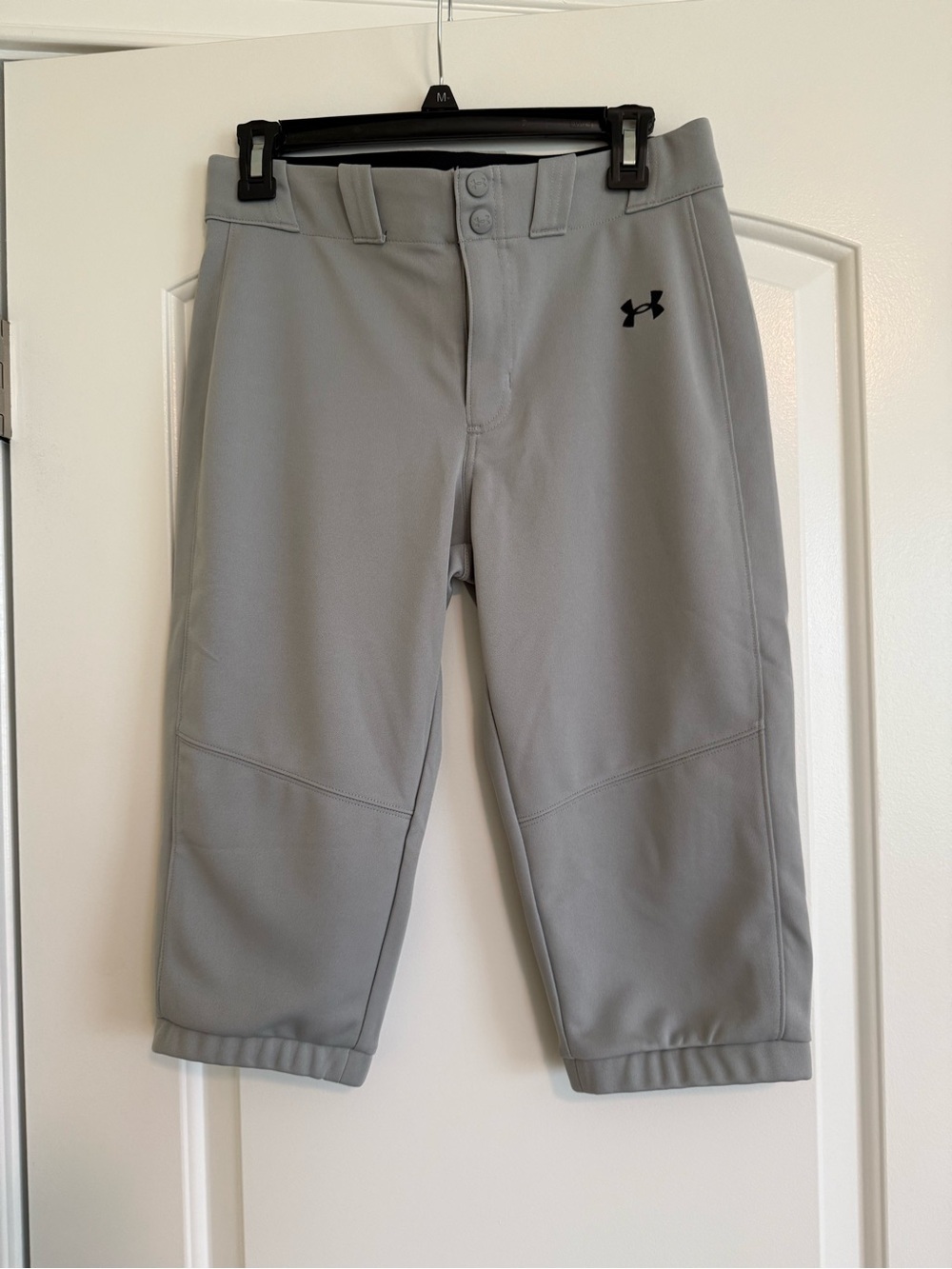 Under Armour Girls' Light Gray Athletic Shorts